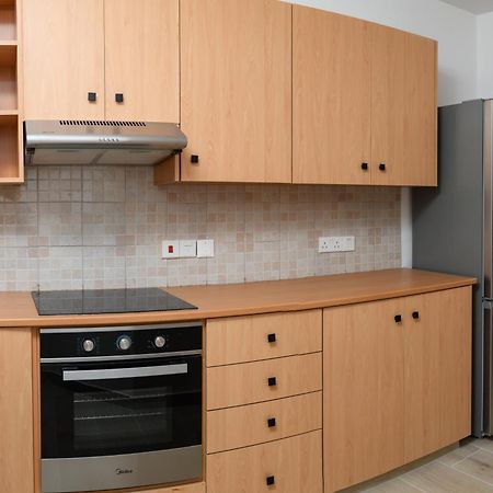 Ollies 3 Bedroom Apartment ลาร์นาคา ภายนอก รูปภาพ