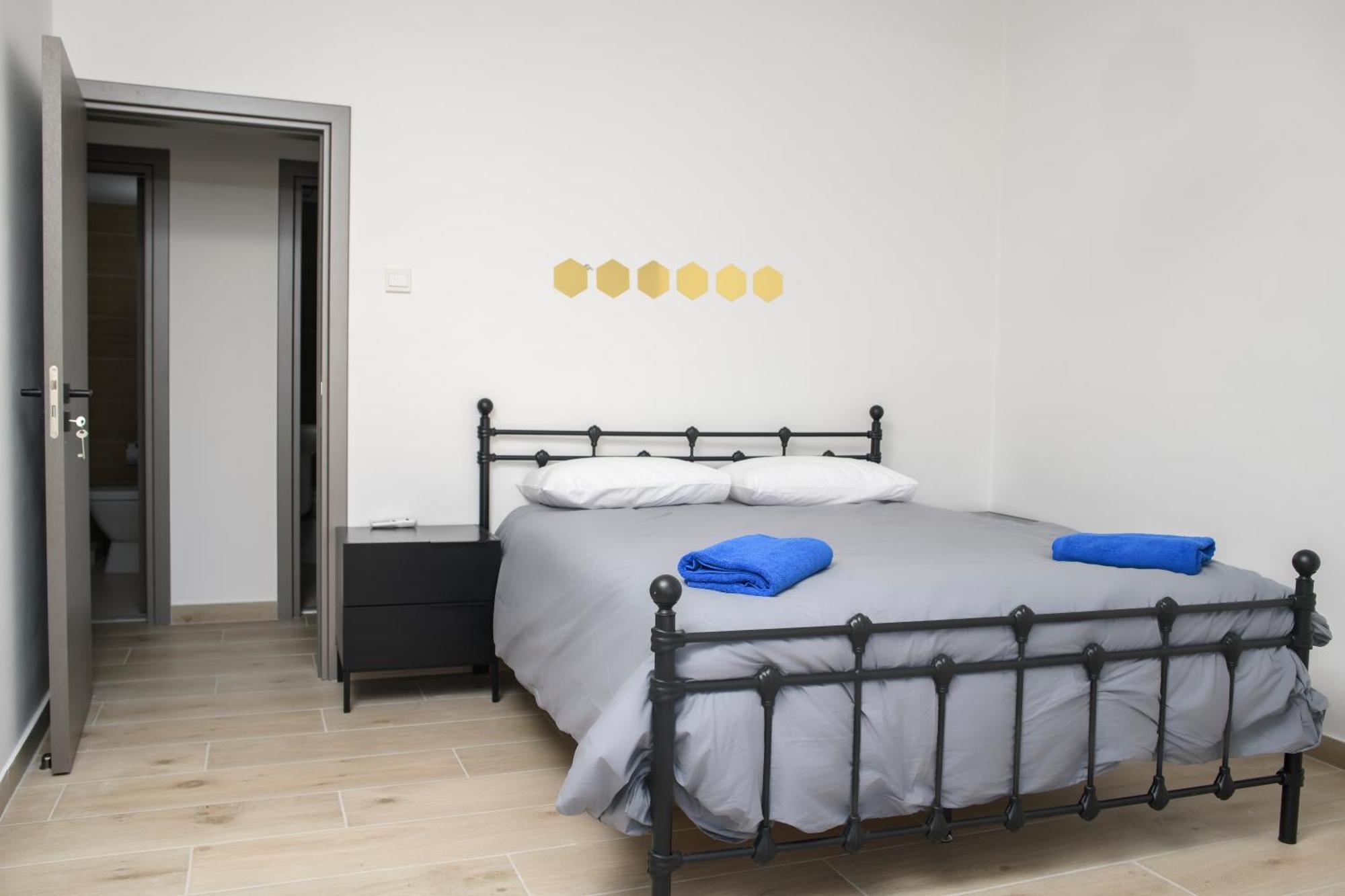 Ollies 3 Bedroom Apartment ลาร์นาคา ภายนอก รูปภาพ